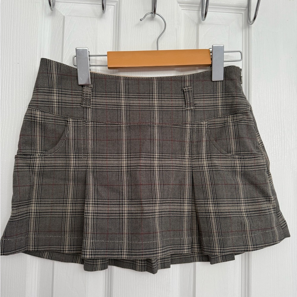 Guess Gray Plaid Mini Skirt